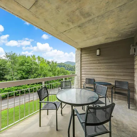 Appartement Whispering Pines 424